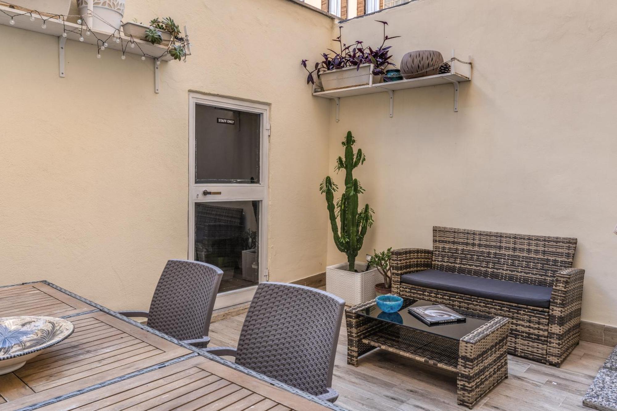 Nala Luxury Apartment With Terrace Рим Экстерьер фото